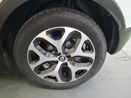 Photo 18 Renault Captur  TCe 150 FAP EDC