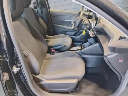 Photo 6 Peugeot 208  Hybrid 110 ch e-DCS6