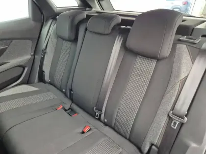 Photo 24 Peugeot 3008  BlueHDi 130ch S&S EAT8