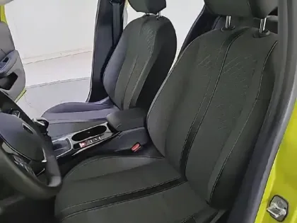 Photo 12 Peugeot 208  PureTech 100 S&S BVM6