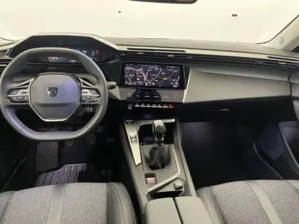 Photo 23 Peugeot 308  PureTech 130ch S&S BVM6