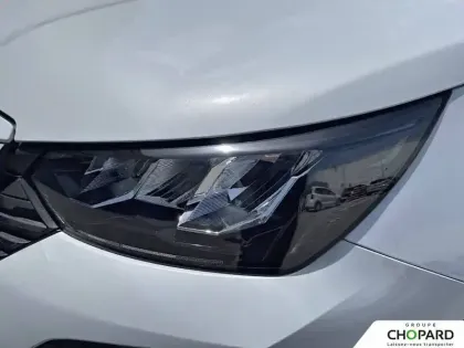 Photo 26 Peugeot 2008  PureTech 130 S&S EAT8