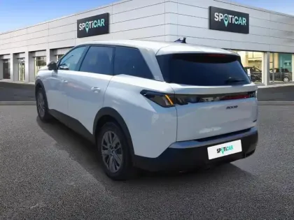 Photo 29 Peugeot 5008  Hybrid 145 ch e-DCS6 Allure