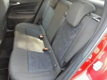 Photo 22 Alfa Romeo Junior  1.2 Ibrida 136 ch eDCT6 Techno