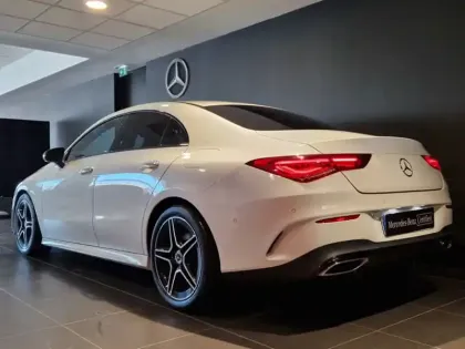 Photo 35 Mercedes CLA  200 d Coupé AMG Line