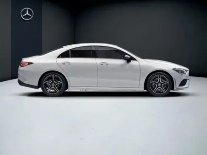 Photo 5 Mercedes CLA  200 d Coupé AMG Line