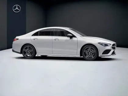 Photo 15 Mercedes CLA  200 d Coupé AMG Line