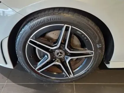 Photo 30 Mercedes CLA  200 d Coupé AMG Line