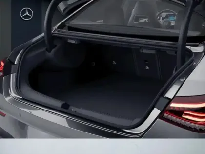 Photo 11 Mercedes CLA  220 d Coupé AMG Line