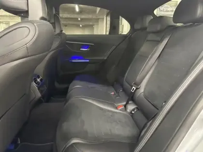 Photo 13 Mercedes Classe C  300 e Hybrid EQ Berli