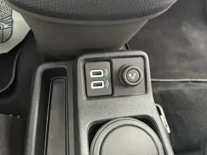 Photo 21 Ford Tourneo Connect Grd 1.5 EcoBlue 120ch Stop&Start Titanium