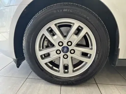Photo 13 Ford Tourneo Connect Grd 1.5 EcoBlue 120ch Stop&Start Titanium