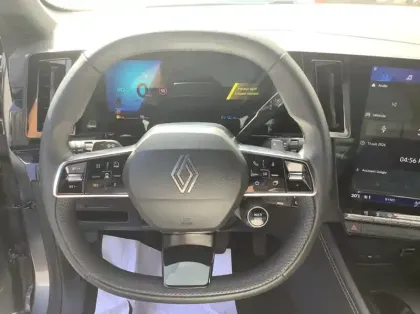 Photo 17 Renault Rafale Nouveau E-Tech full hybrid 200 ch Techno