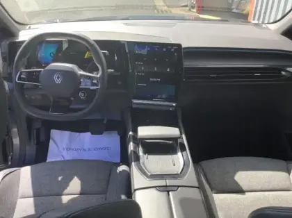 Photo 12 Renault Rafale Nouveau E-Tech full hybrid 200 ch Techno
