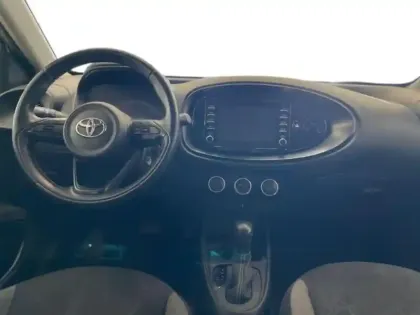 Photo 9 Toyota Aygo  X 1.0 VVT-i 72ch Dynamic S-CVT