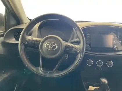 Photo 10 Toyota Aygo  X 1.0 VVT-i 72ch Dynamic S-CVT