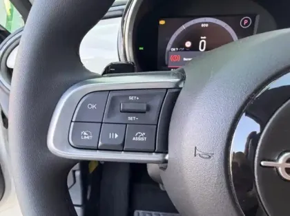 Photo 12 Fiat 600  1.2 Hybrid Turbo 145ch Pop eDCT6 Step 2