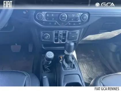 Photo 8 Jeep Wrangler  Unlimited 2.0 T 380ch 4xe Sahara Command Trac