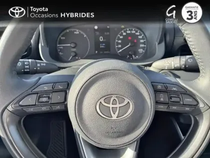 Photo 12 Toyota Yaris  116h Dynamic 5p MC24
