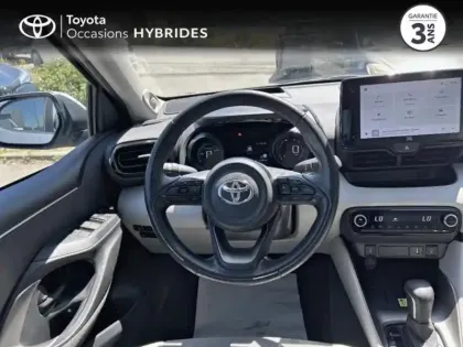 Photo 8 Toyota Yaris  116h Iconic 5p MY22