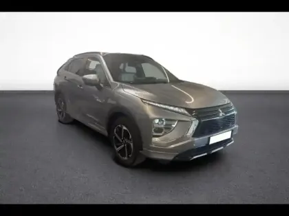 Photo 7 Mitsubishi Eclipse  Cross 2.4 MIVEC PHEV 188ch Instyle 4WD
