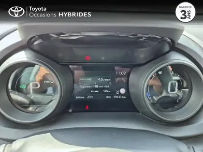 Photo 13 Toyota Yaris  Cross 116h Dynamic MY22