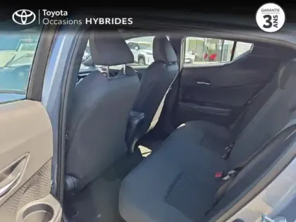 Photo 11 Toyota C-HR  1.8 Hybride 122ch Dynamic Ultimate E-CVT