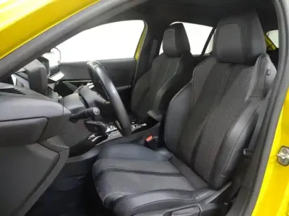Photo 6 Peugeot 208  e- 136ch GT