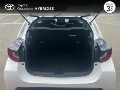Photo 9 Toyota Yaris  116h Dynamic Business 5p + Programme Beyond Zero Academy MY22