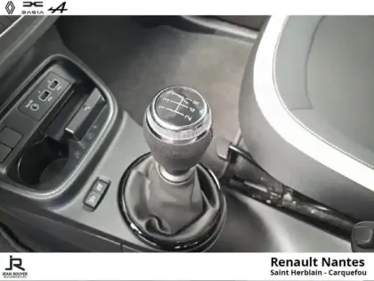 Photo 10 Renault Twingo  1.0 SCe 65ch Urban Night