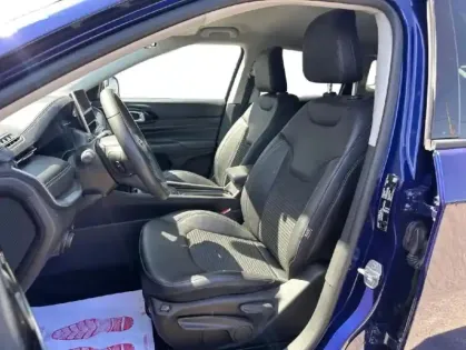 Photo 8 Jeep Compass  1.3 GSE T4 150ch Limited 4x2 BVR6