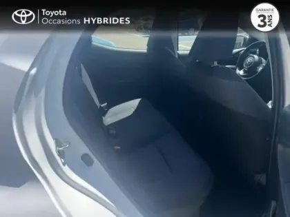 Photo 6 Toyota Yaris  116h Dynamic Business 5p + Programme Beyond Zero Academy MY21