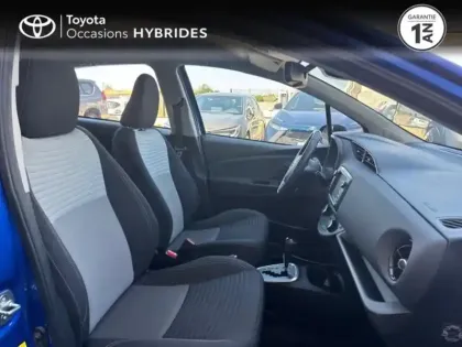 Photo 5 Toyota Yaris  100h Dynamic 5p RC18