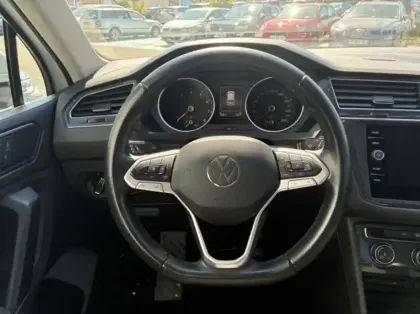Photo 11 Volkswagen Tiguan  1.5 TSI 130ch 
