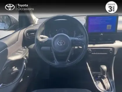 Photo 8 Toyota Yaris  116h Design 5p MC24