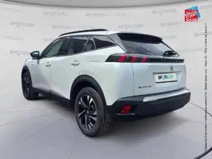 Photo 7 Peugeot 2008  e- 136ch Allure