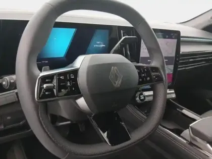 Photo 14 Renault Austral  1.2 E-Tech full hybrid 200ch Techno - 25