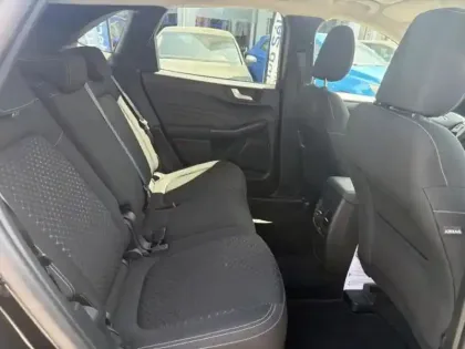 Photo 11 Ford Kuga  2.5 Duratec 180ch Hybrid FlexiFuel Titanium Powershift