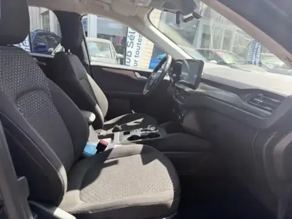 Photo 10 Ford Kuga  2.5 Duratec 180ch Hybrid FlexiFuel Titanium Powershift