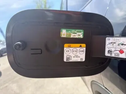 Photo 13 Ford Kuga  2.5 Duratec 180ch Hybrid FlexiFuel Titanium Powershift