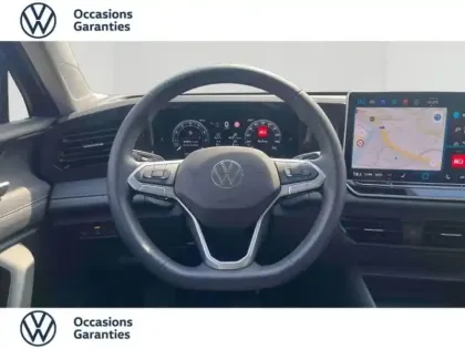 Photo 10 Volkswagen Tiguan  1.5 eTSI 130ch VW Edition DSG7