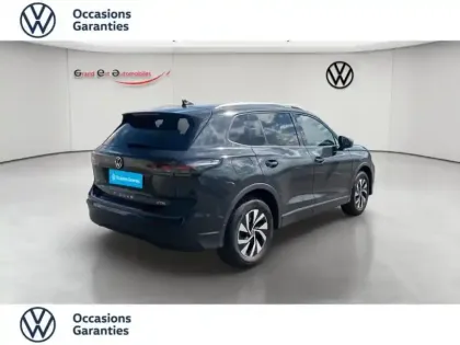 Photo 5 Volkswagen Tiguan  1.5 eTSI 130ch VW Edition DSG7