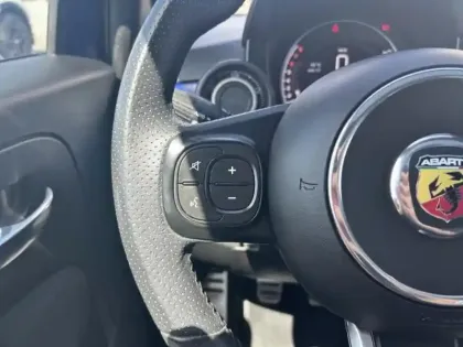 Photo 11 Abarth 500  1.4 Turbo T-Jet 145ch 595 MY21