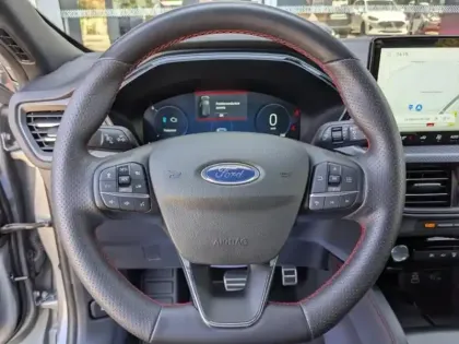 Photo 11 Ford Kuga  2.5 Duratec 243ch Hybride Rechargeable ST-Line X Powershift