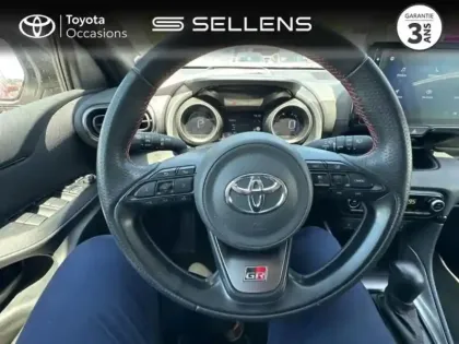 Photo 12 Toyota Yaris  116h GR Sport 5p MY22