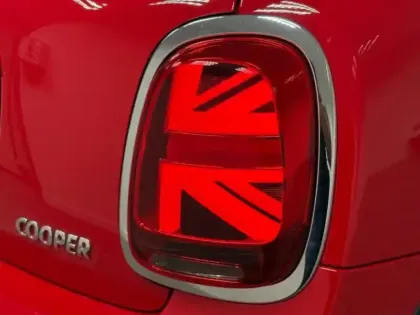 Photo 10 Mini Mini  5 Portes Cooper 136ch Edition Premium Plus BVA7