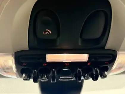 Photo 14 Mini Mini  5 Portes Cooper 136ch Edition Premium Plus BVA7