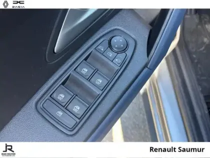 Photo 13 Dacia Duster  1.6 hybrid 140ch Journey