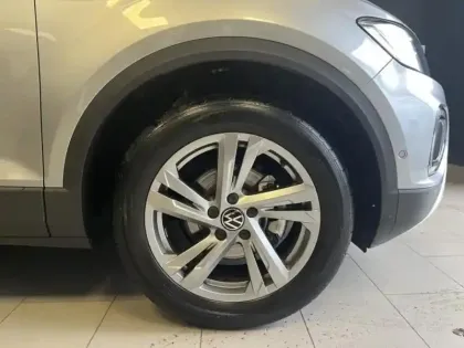 Photo 8 Volkswagen T-roc  1.0 TSI 116ch VW Edition