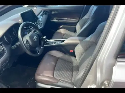 Photo 9 Toyota C-HR   Hybride Distinctive